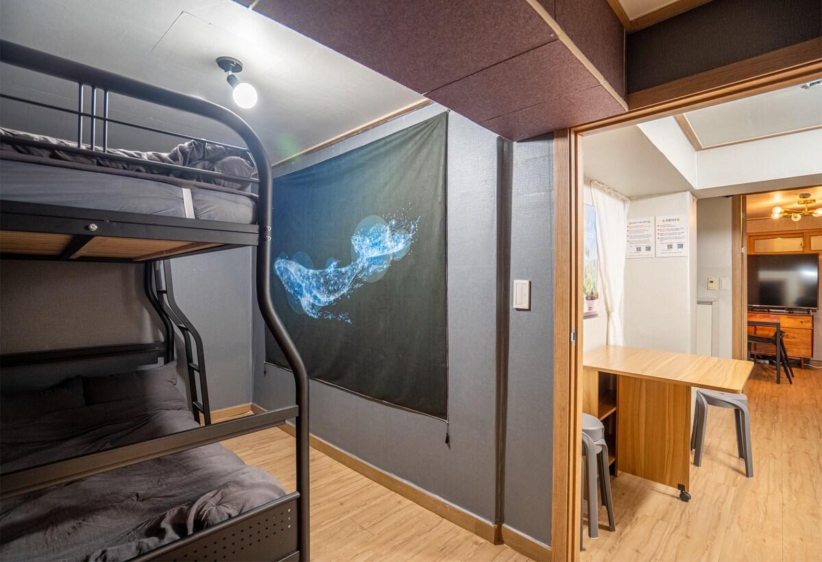 관악의 프라이빗 하우스 (39m², 침실 2개, 프라이빗 욕실 1개) (Seosho-gu[이수역] 아기자기한 2층 침대 숙소)