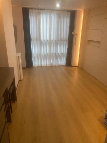 그리핀 베이 호텔 (GRIFFIN BAY HOTEL)