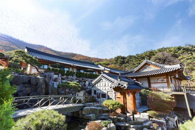 공주 솔향펜션 (Gongju Solhyang Pension)