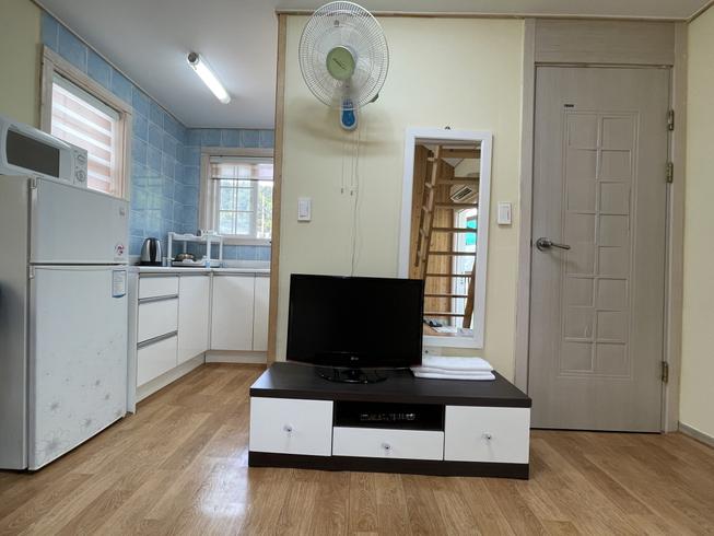 Haenam Ttangkkeut Village Pension