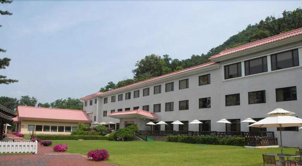 세종 호텔 춘천 (Sejong Hotel Chunchon)