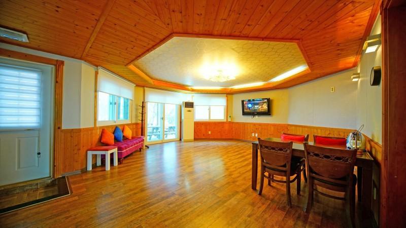 부안(변산반도) 바다여행펜션 (Buan (Byeonsanbando) sea journey Pension)