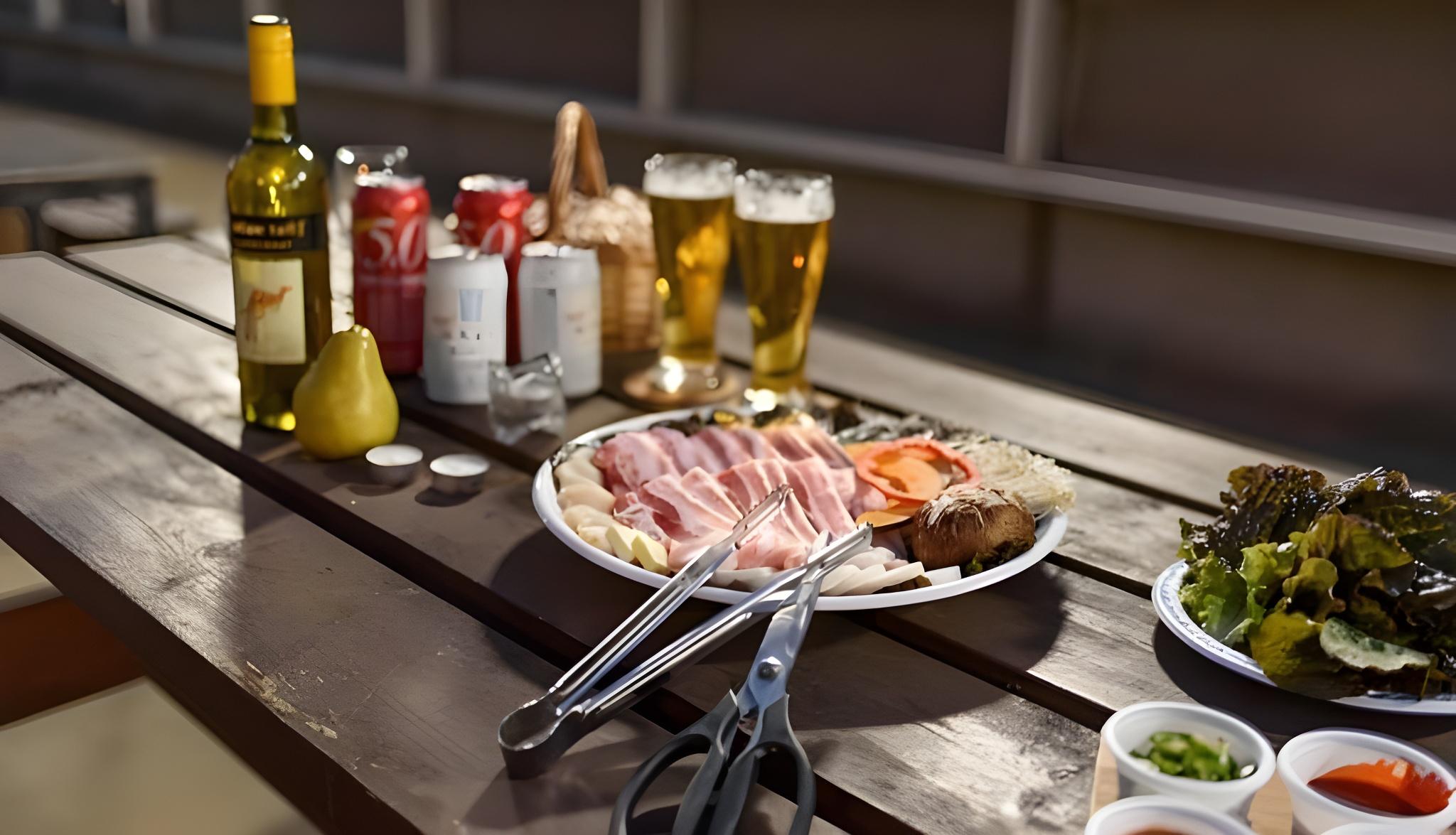 여수 비치펜션 (여수낭만포차 도보 2 분) (Yeosu Beach Pension (2 minutes walk from Yeosu Romantic Carriage))