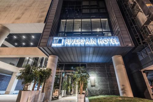 리버틴 호텔 (Rivertain Hotel)