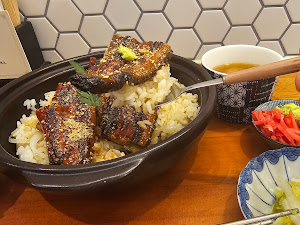 덮밥장사장 공주대점