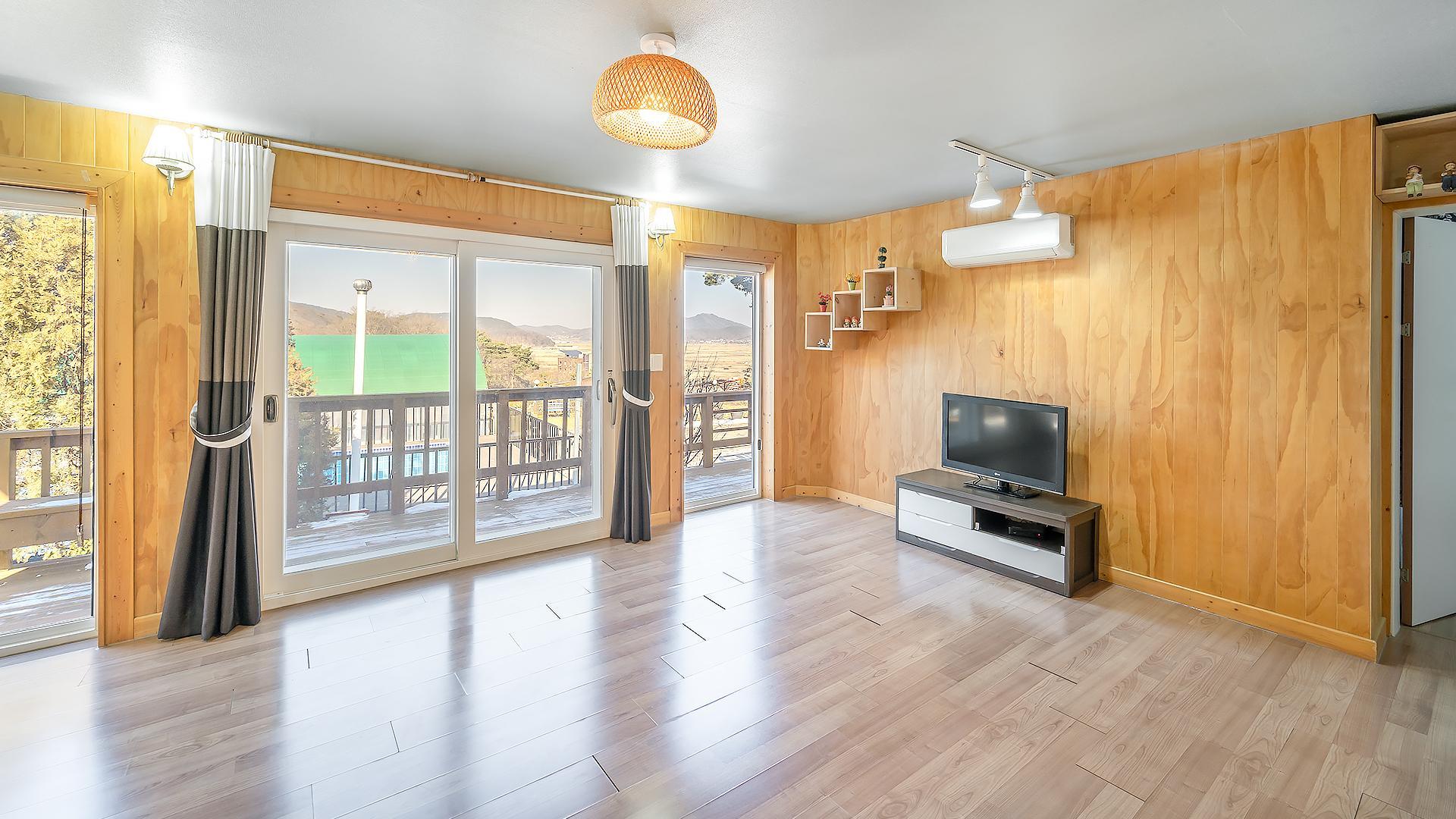 강화 허브 펜션 (Ganghwa Herb Pension)