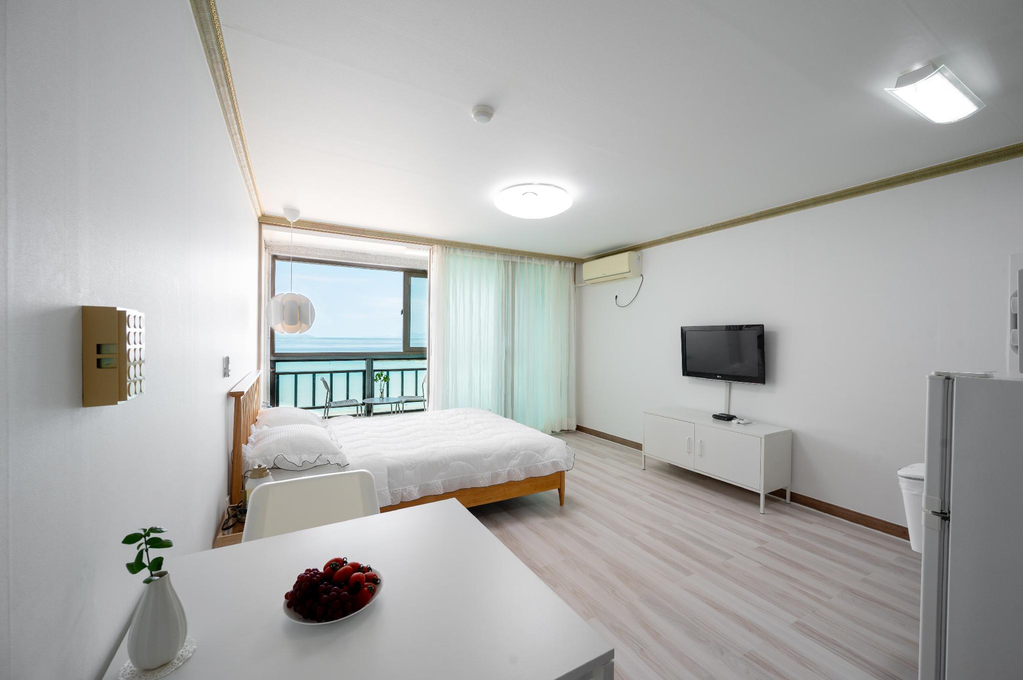 사랑해 펜션 (Wando saranghae pension)