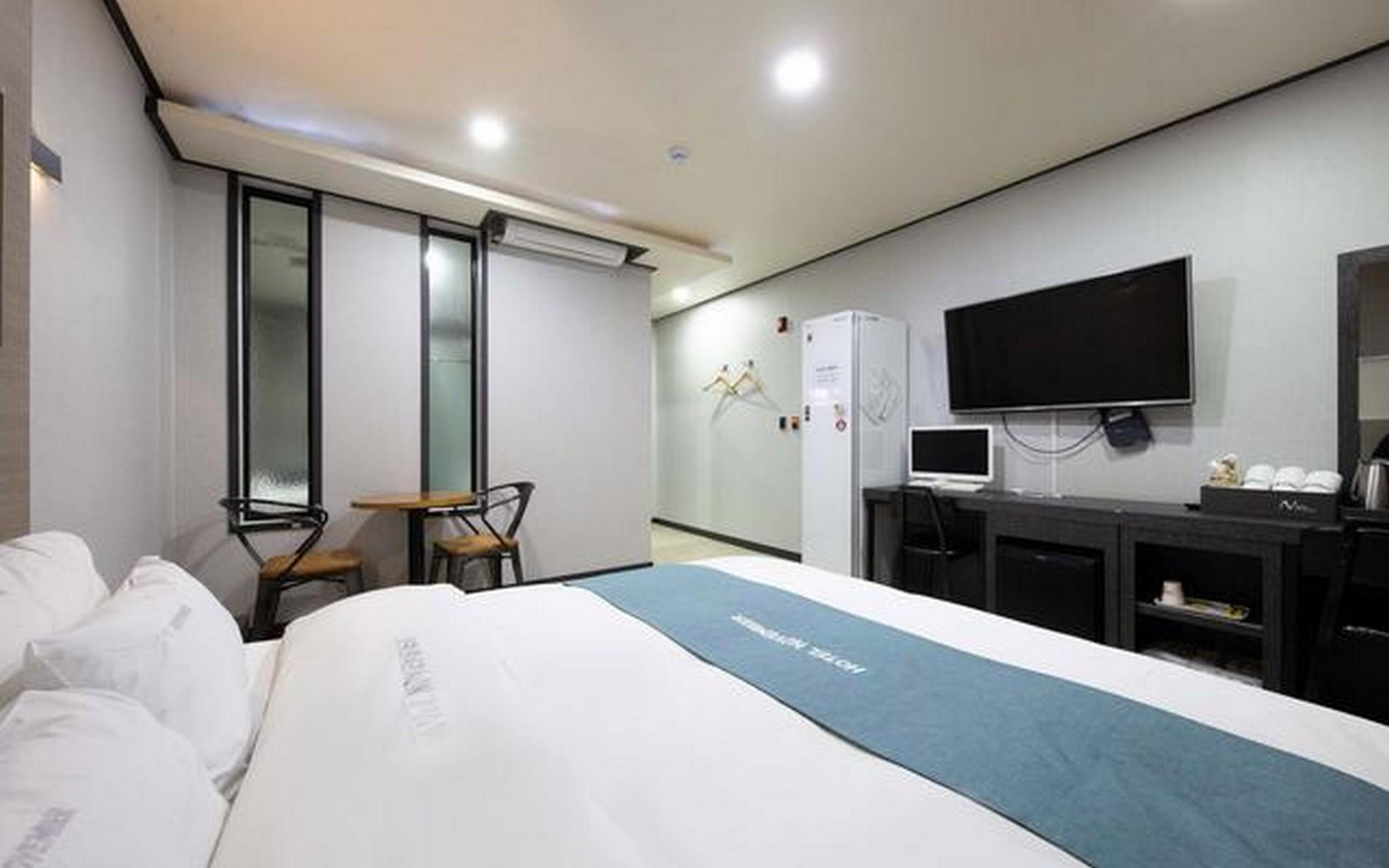 서산 호텔 노벰버 (Seosan Hotel November)