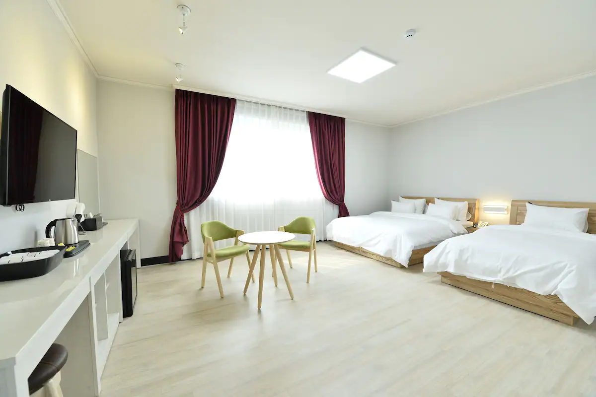 광주 관광 호텔 (Gwangju Tourist Hotel)