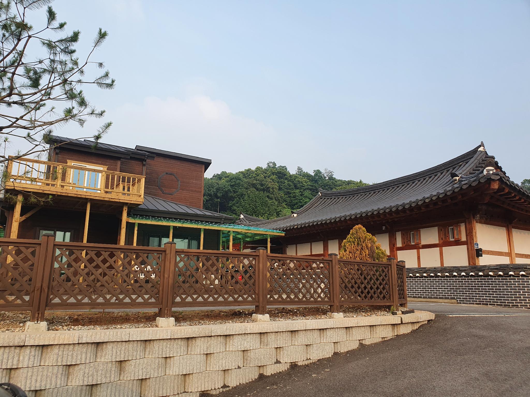 파주 한옥스테이 (Paju Hanok Stay)