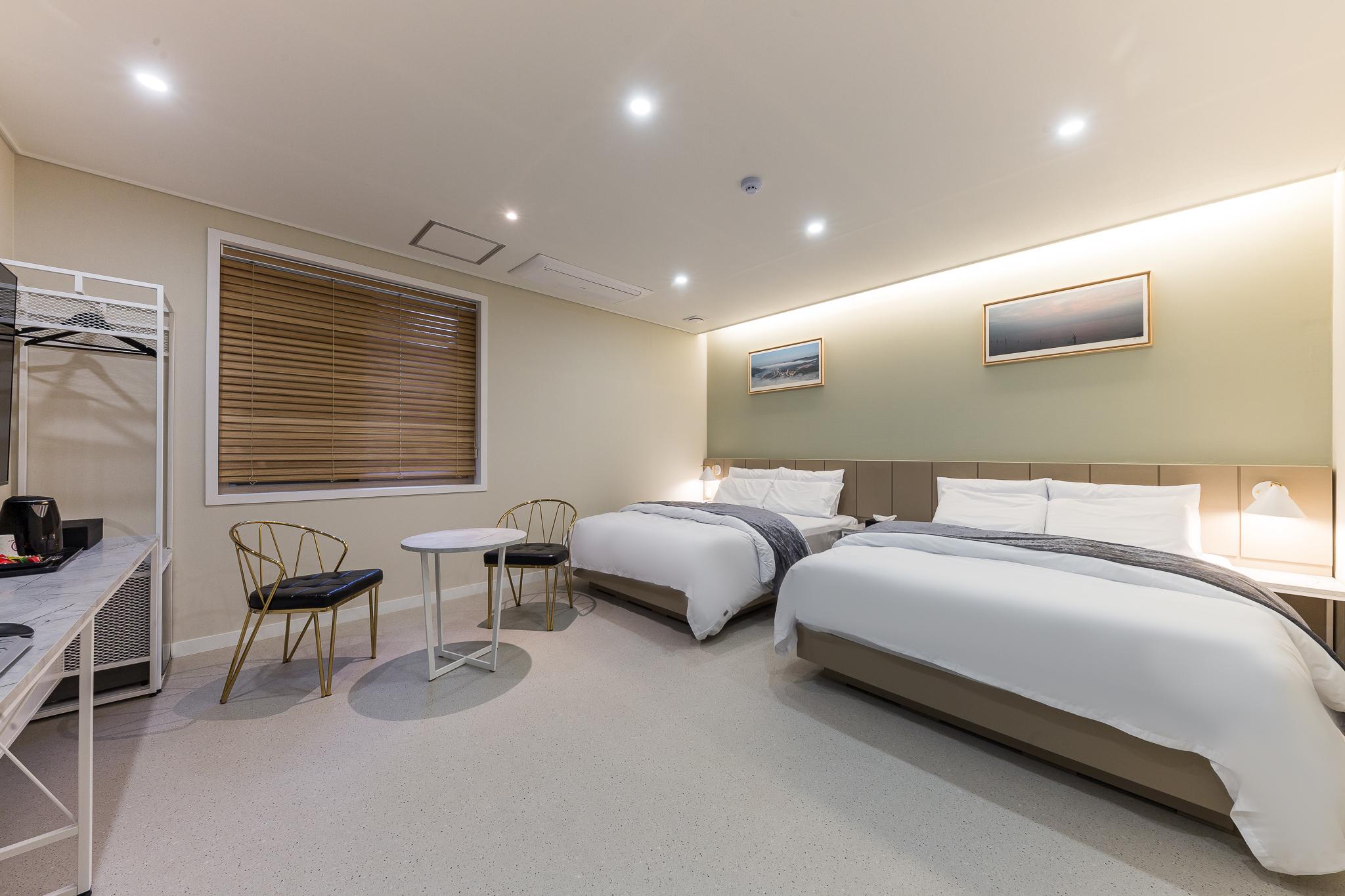 공주 K 드라이브인 무인텔 (Gongju K Drive-In Motel)