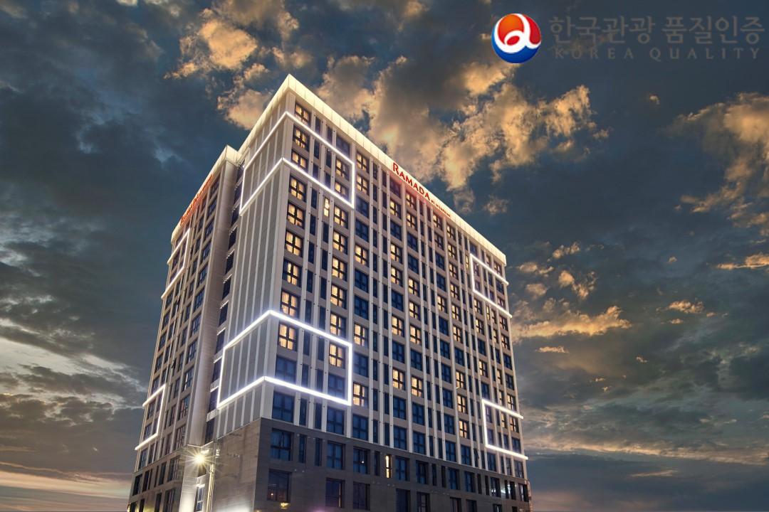 라마다 바이 윈덤 구미 (Ramada by Wyndham Gumi (Korea Quality))