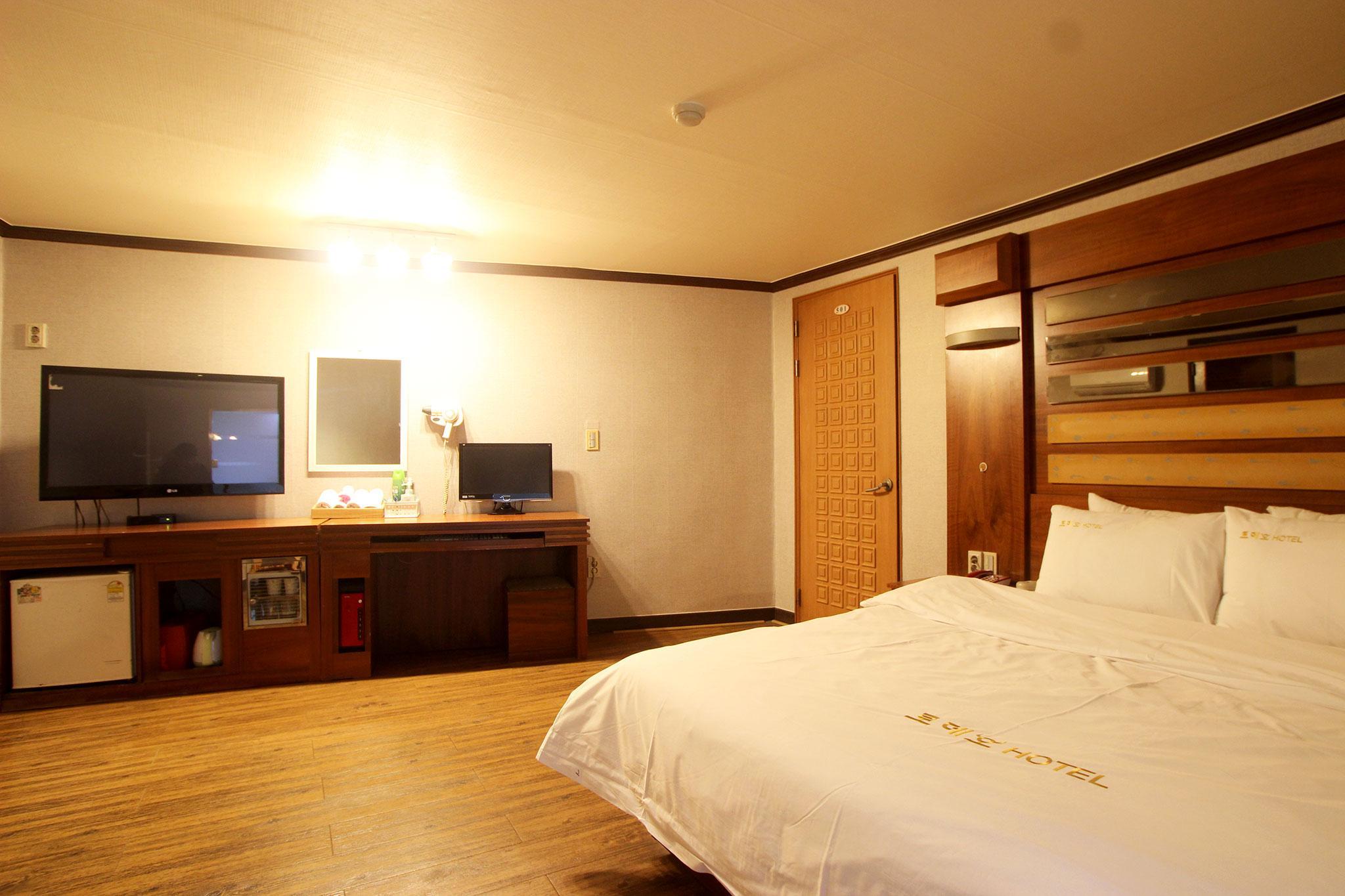 전주 중화산동 로데오 (Jeonju Junghwasan-dong Rodeo)