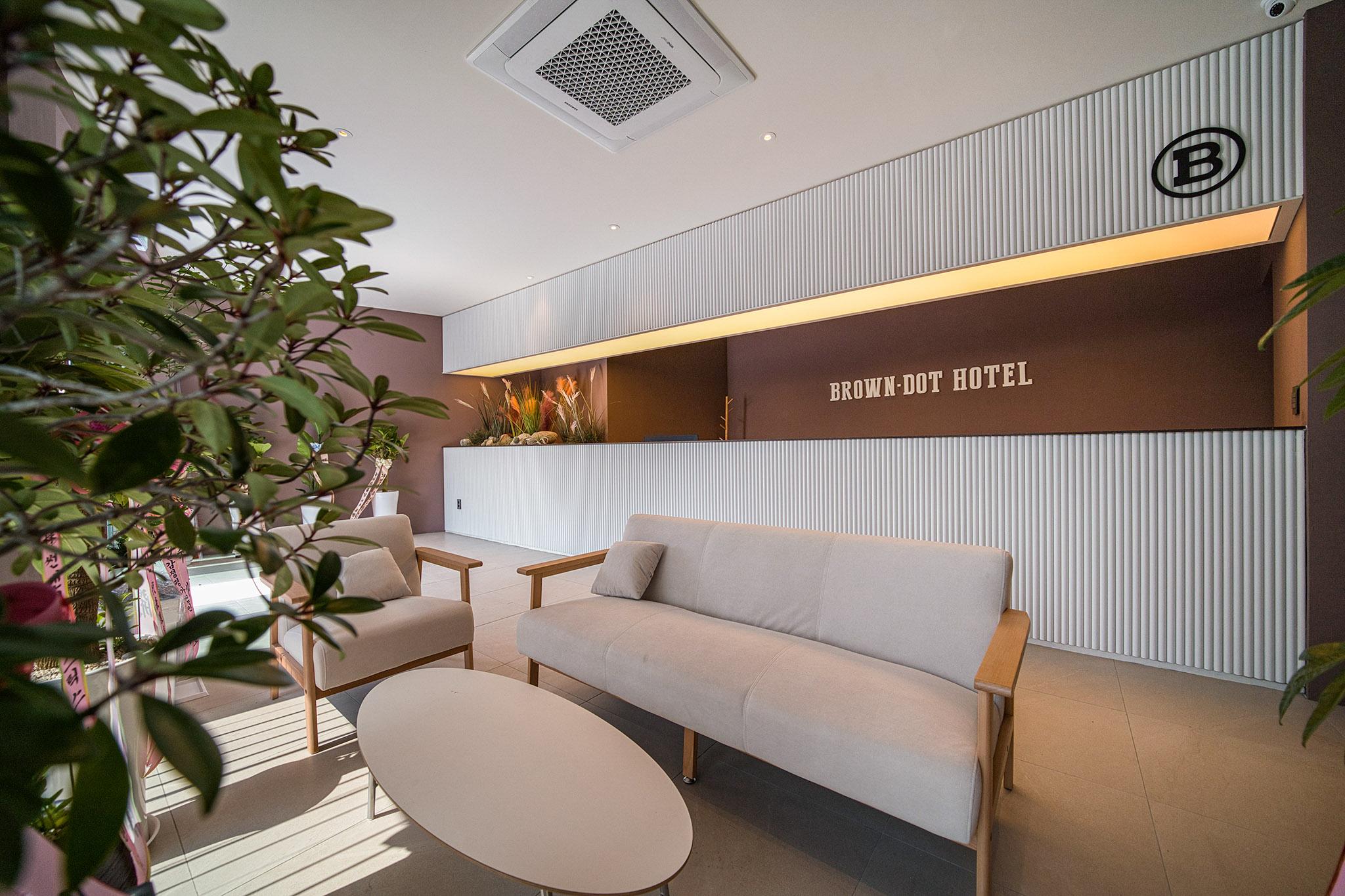 브라운도트 인천을왕리점 (Incheon (Eulwang-ri) Brown Dot)