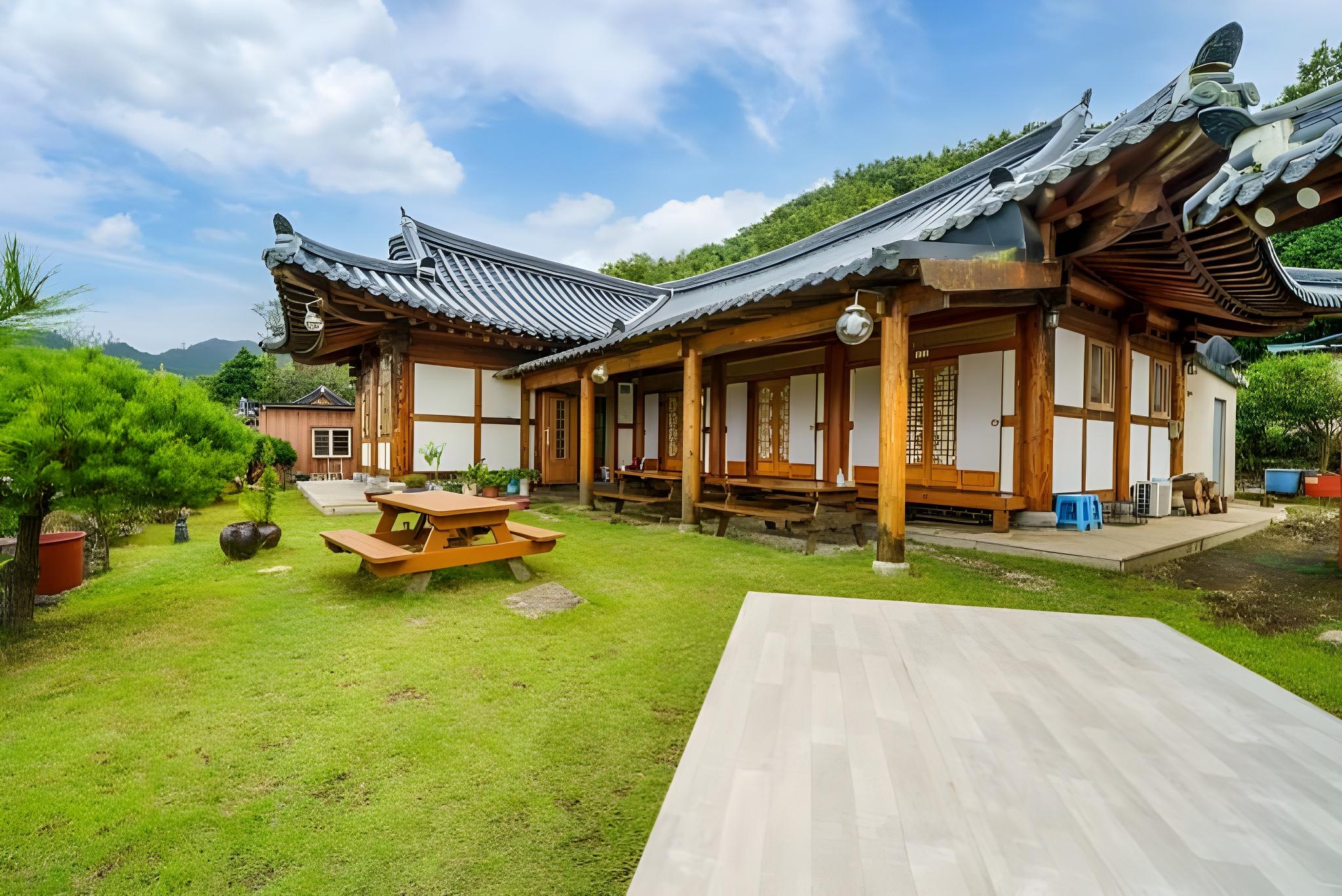 해남 아침의향기펜션 (Haenam Morning Scent Pension)