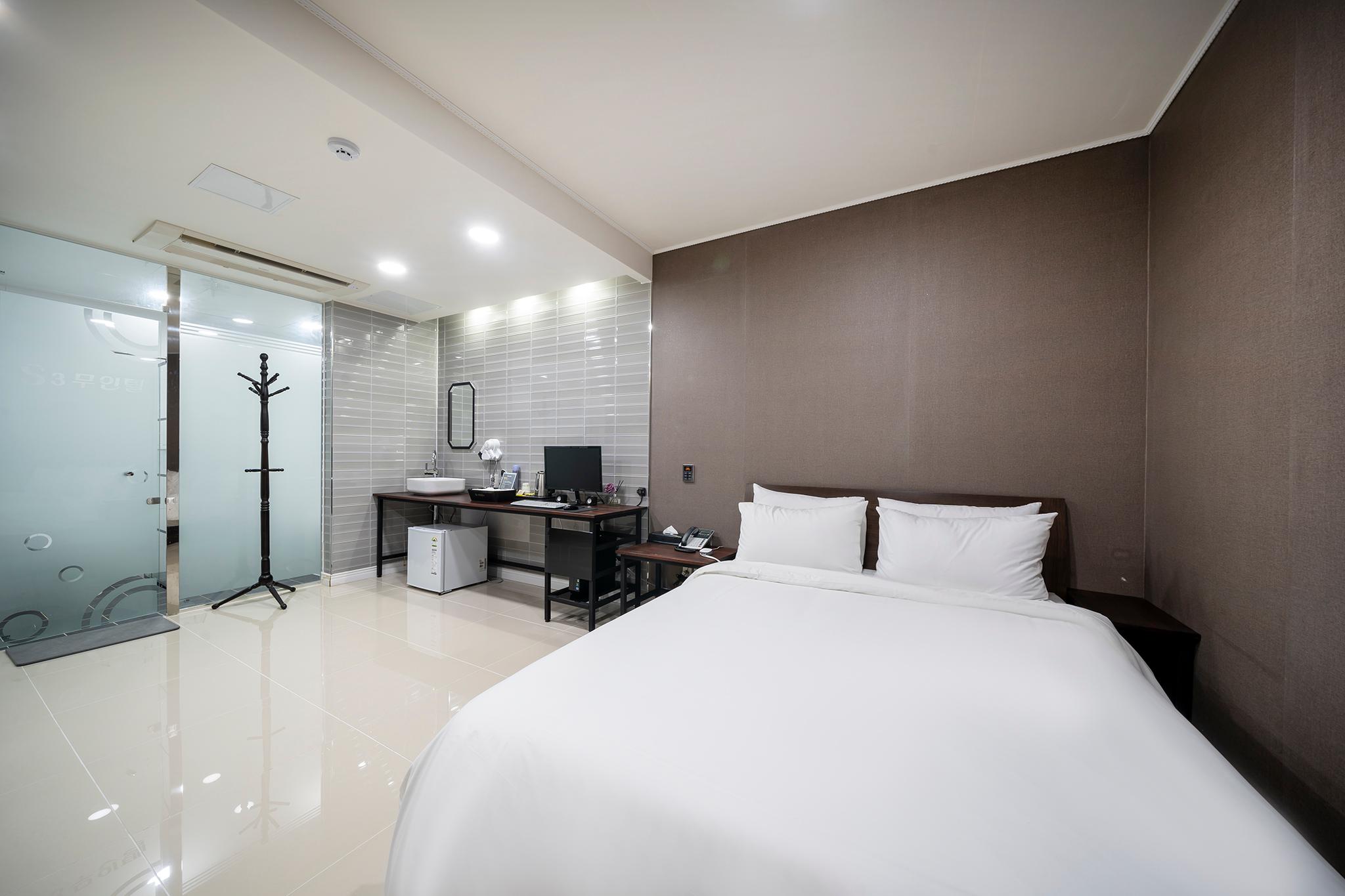 정읍 S3무인텔 (Jeongeup S3 Motel)