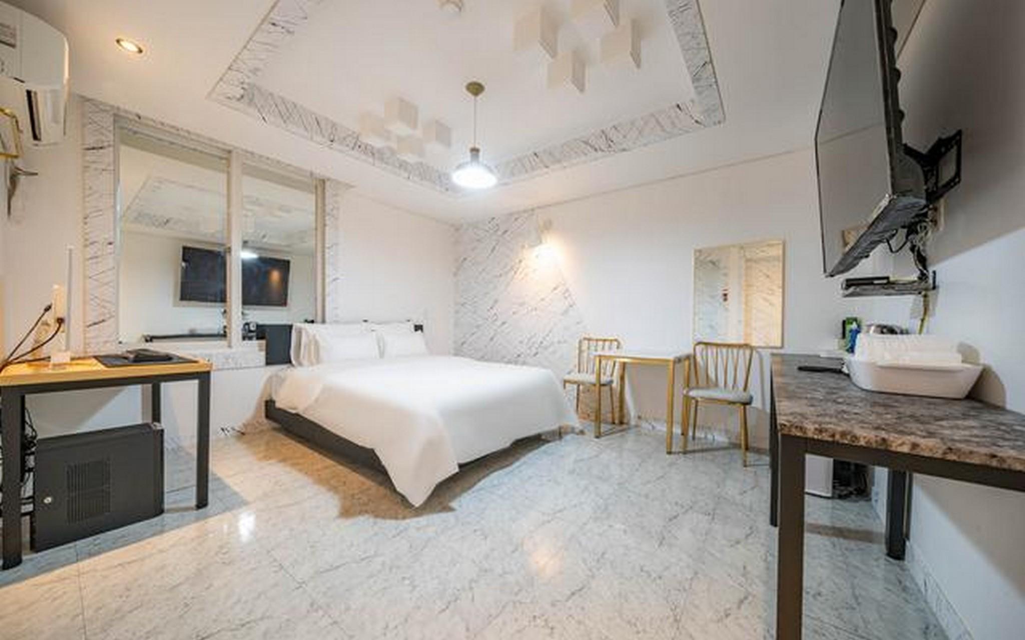 익산 트윈스 호텔 (Iksan Twins Hotel)