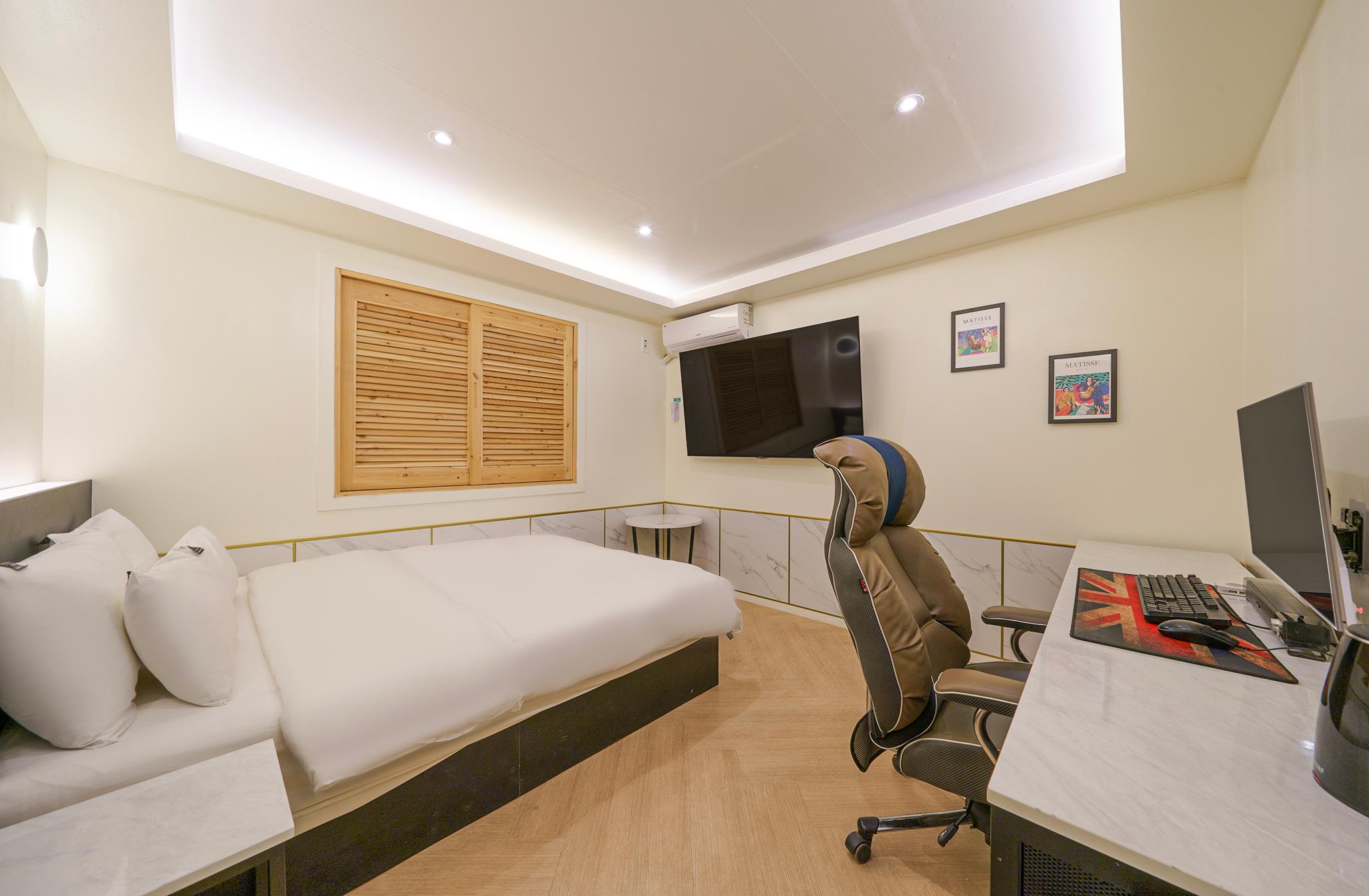 청주 NU(엔유) 충북대점 (Cheongju NU (NU) Chungbuk National University Branch)