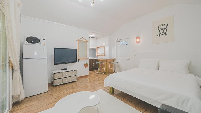 Nature and Our Pension & Camping