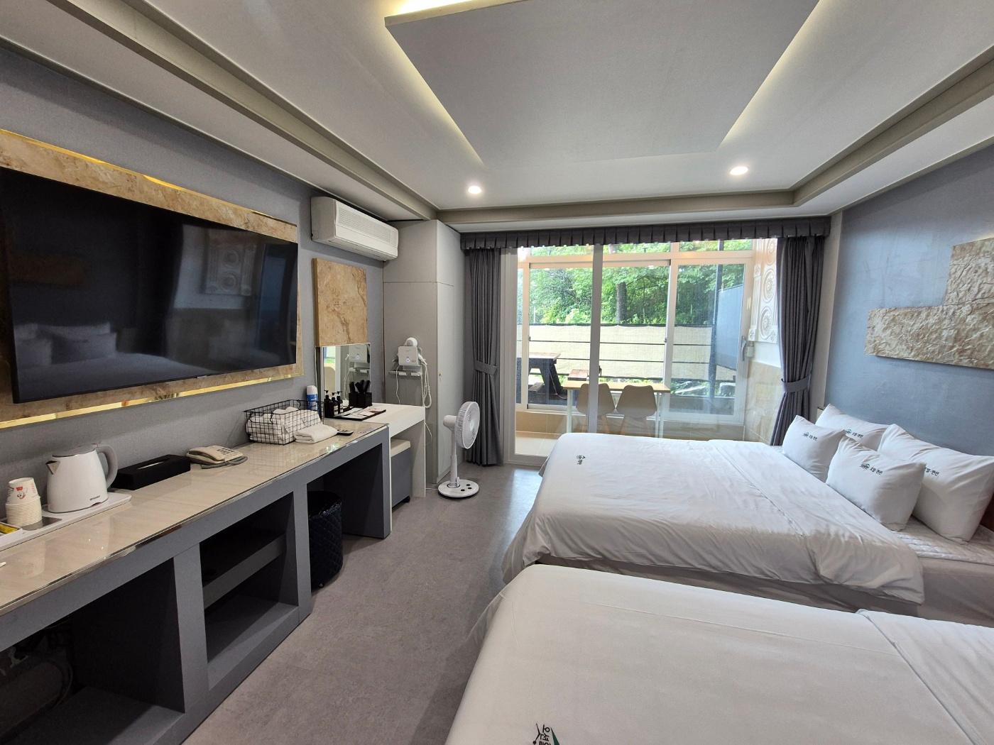 영덕 오션힐파크 호텔&펜션 (Yeongdeok Ocean Hill Park Hotel & Pension)