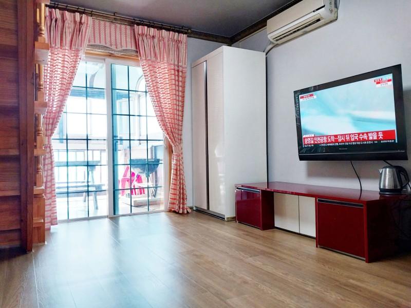 태안 서풍펜션 (Taean Seopoong Pension)