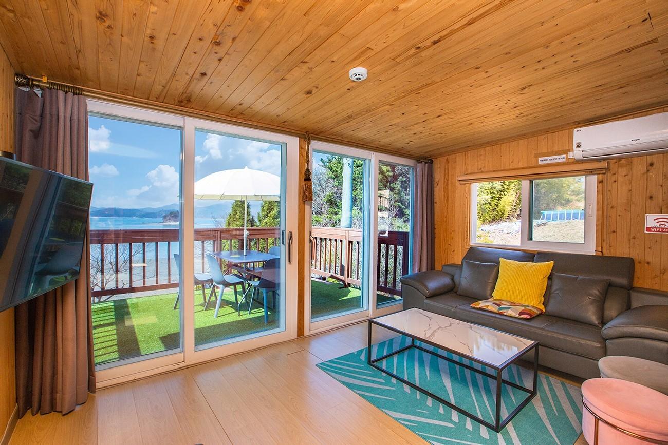 바다정원 펜션 (badajeongweonpensyeon)