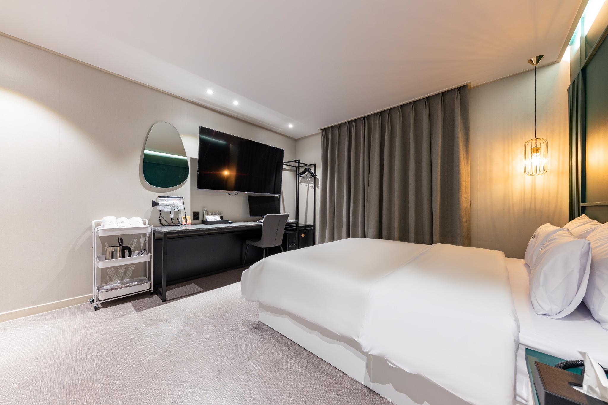 천안 호텔 H2 (Cheonan Hotel H2)