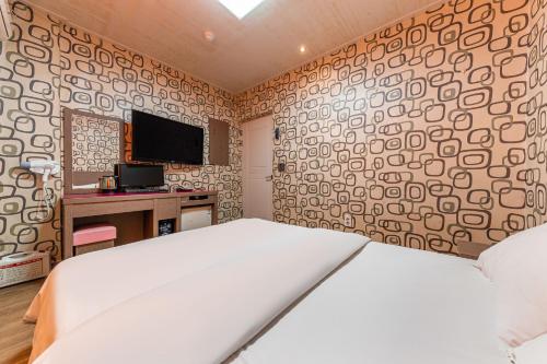 수 모텔 (Su Motel)