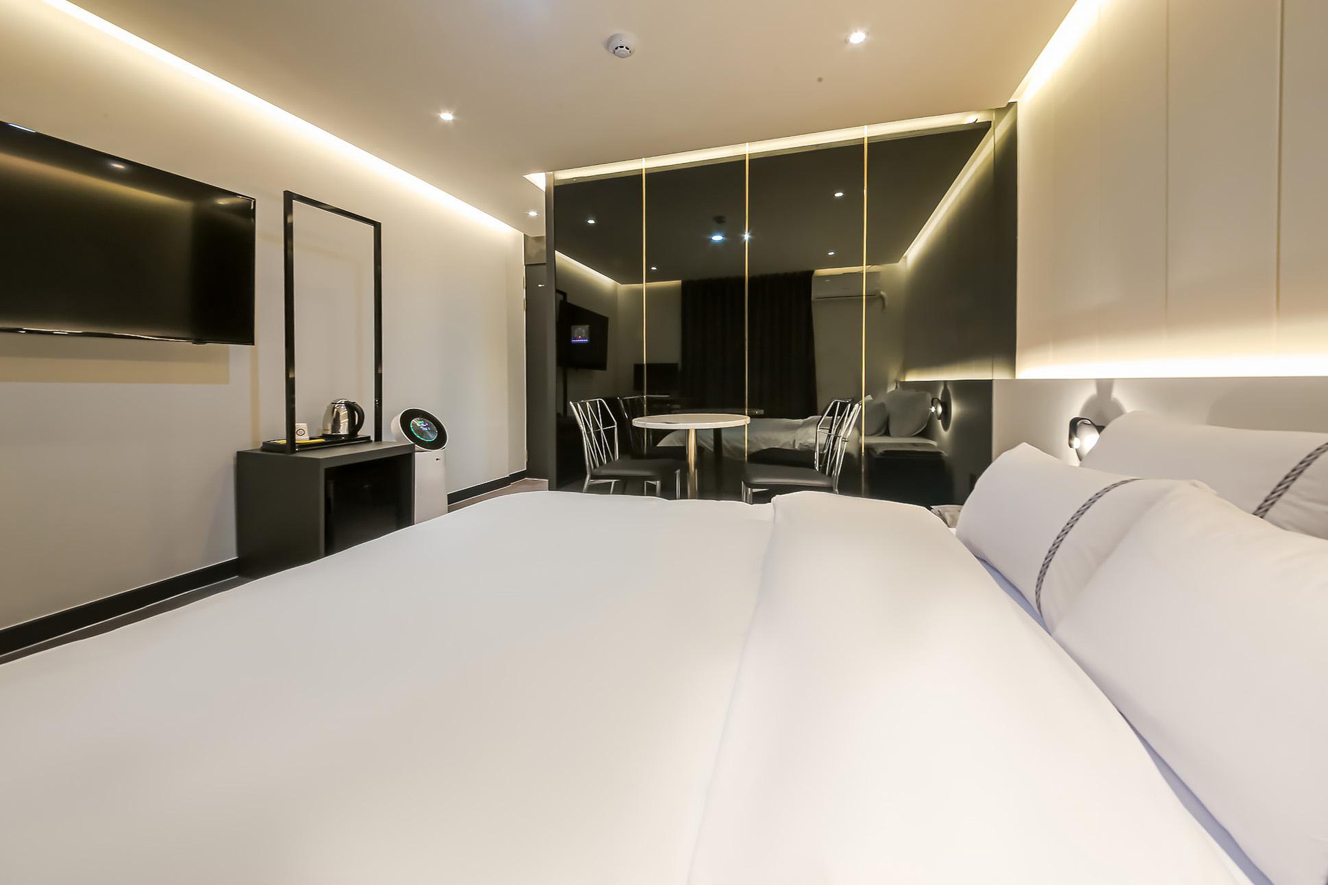 전주 중화산동 스타 호텔(star hotel) (Jeonju Junghwasandong Star Hotel (star hotel))