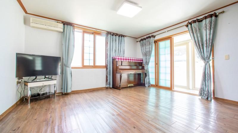 무주 스위트콘도펜션 (Muju Sweet Condo Pension)