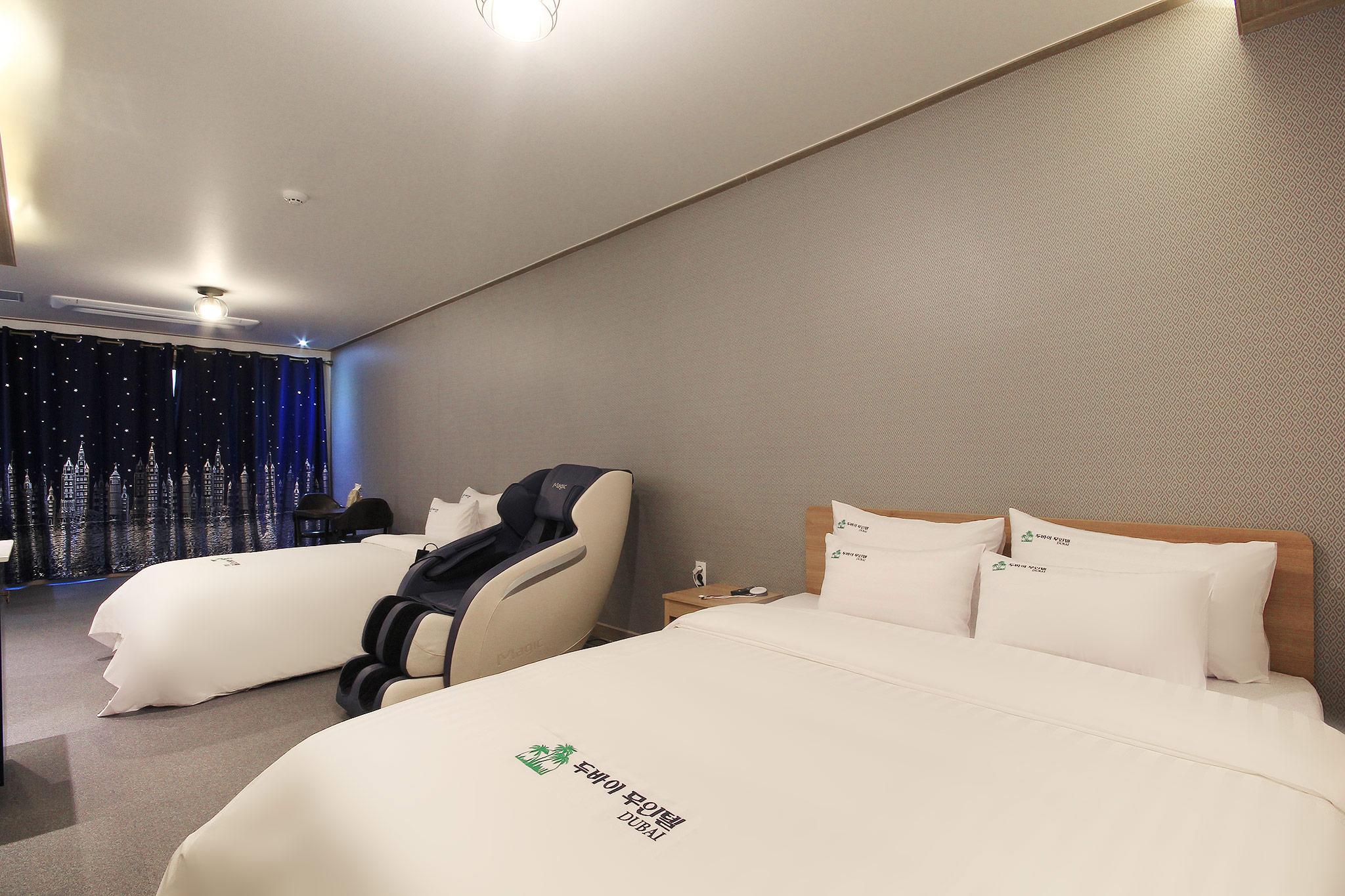 군산 두바이 드라이브인 무인텔 (Gunsan Dubai Drive-in Motel)