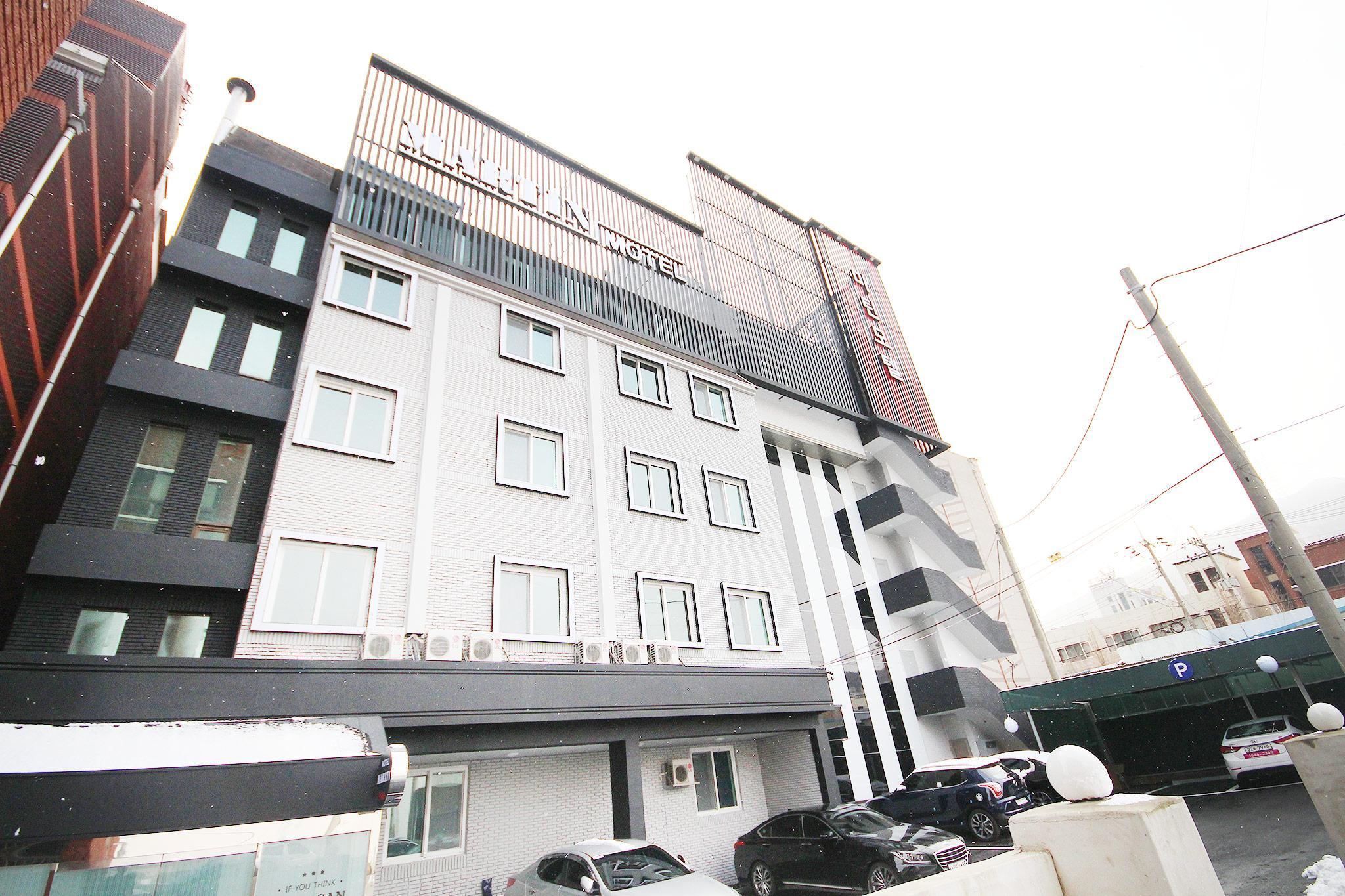 광양 마틴 (Gwangyang Martin)