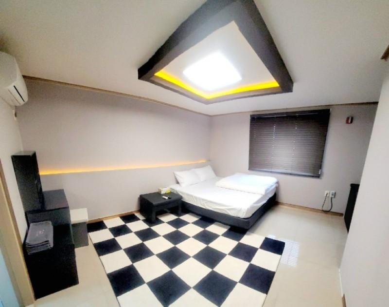 광양 플럼블라썸풀빌라&펜션 (Gwangyang Plum Blossom Pool Villa & Pension)