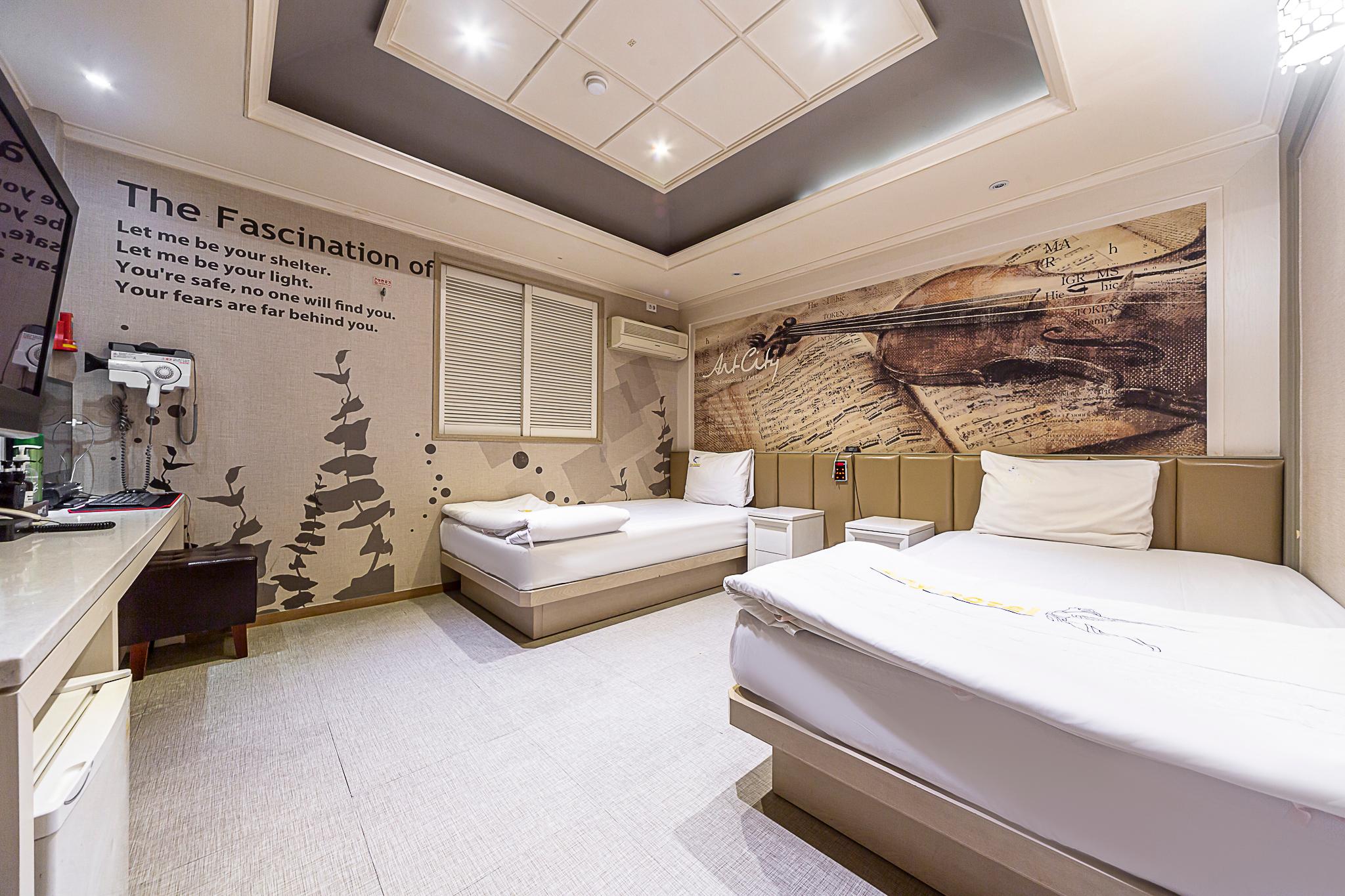 구미 애니텔 모텔 (Gumi Anytel Motel)