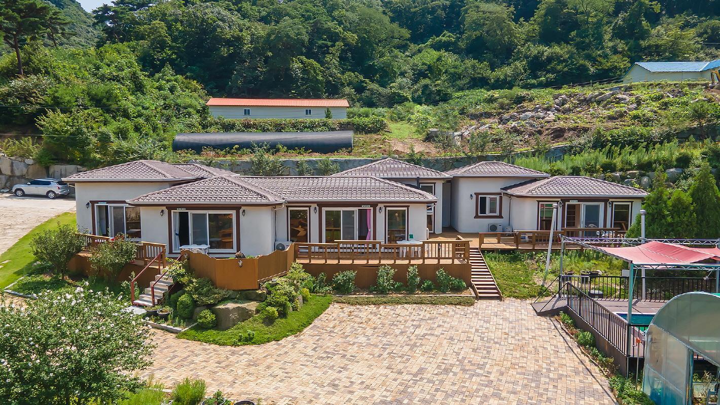 강화 허브 펜션 (Ganghwa Herb Pension)