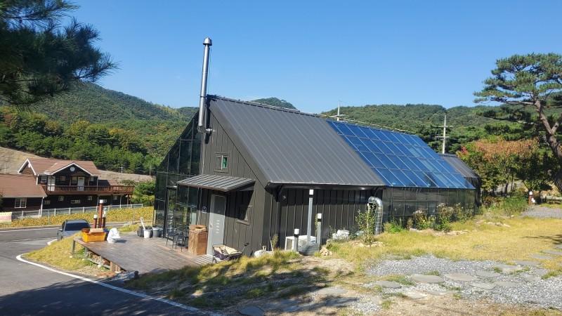 단양 갤러리하우스펜션 (Danyang Gallery House Pension)