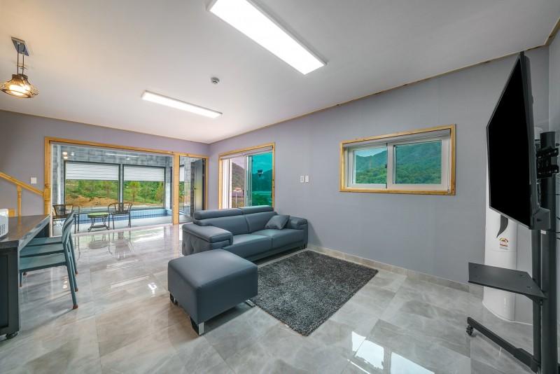 홍천 라마리차펜션(비발디파크 인근) (Hongcheon Lamarica Pension (near Vivaldi Park))