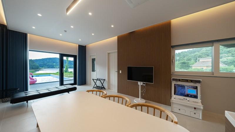 완주 화정양화풀빌라 (Wanju Hwajeong Yanghwa Pool Villa)