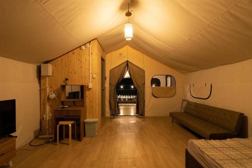 서산 고든남 글램핑 (Seosan Godeunnam Glamping)