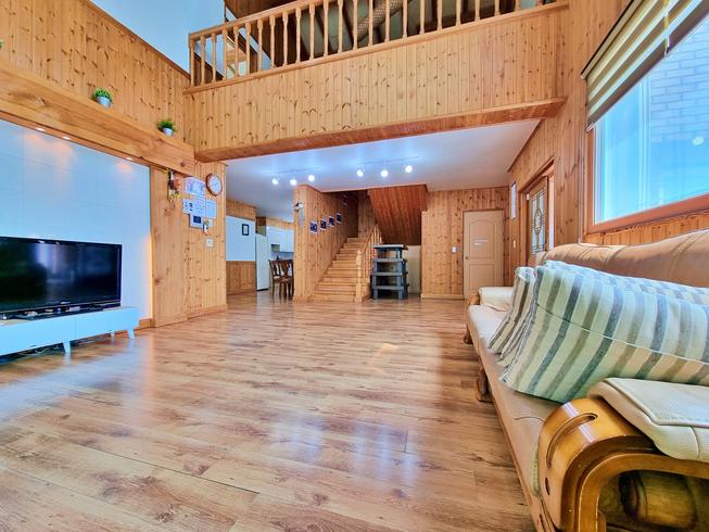 Okhwa 9 Gyeongdalcheon Pension