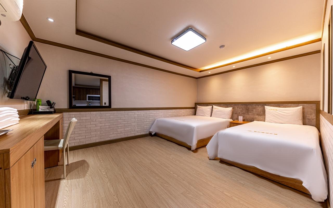 해남 월드 펜션 (Haenam World Pension)