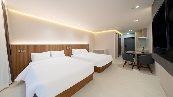 Stone Island Pool Villa