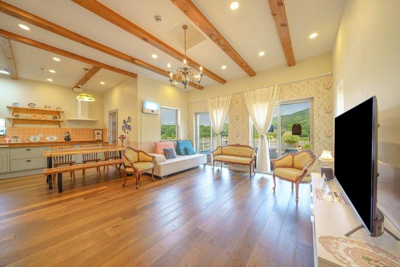 용인 쁘띠프로방스펜션 (Yongin Petit Provence Pension)