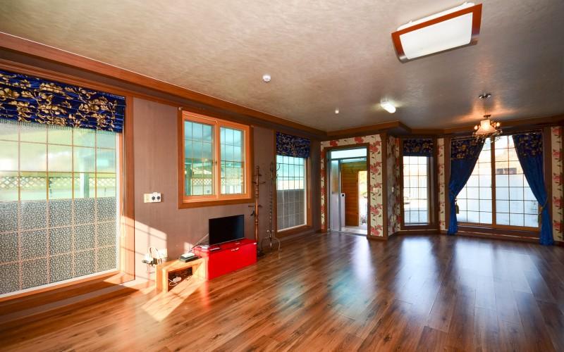 태안 띠아모펜션 (Taean Tiamo Pension)