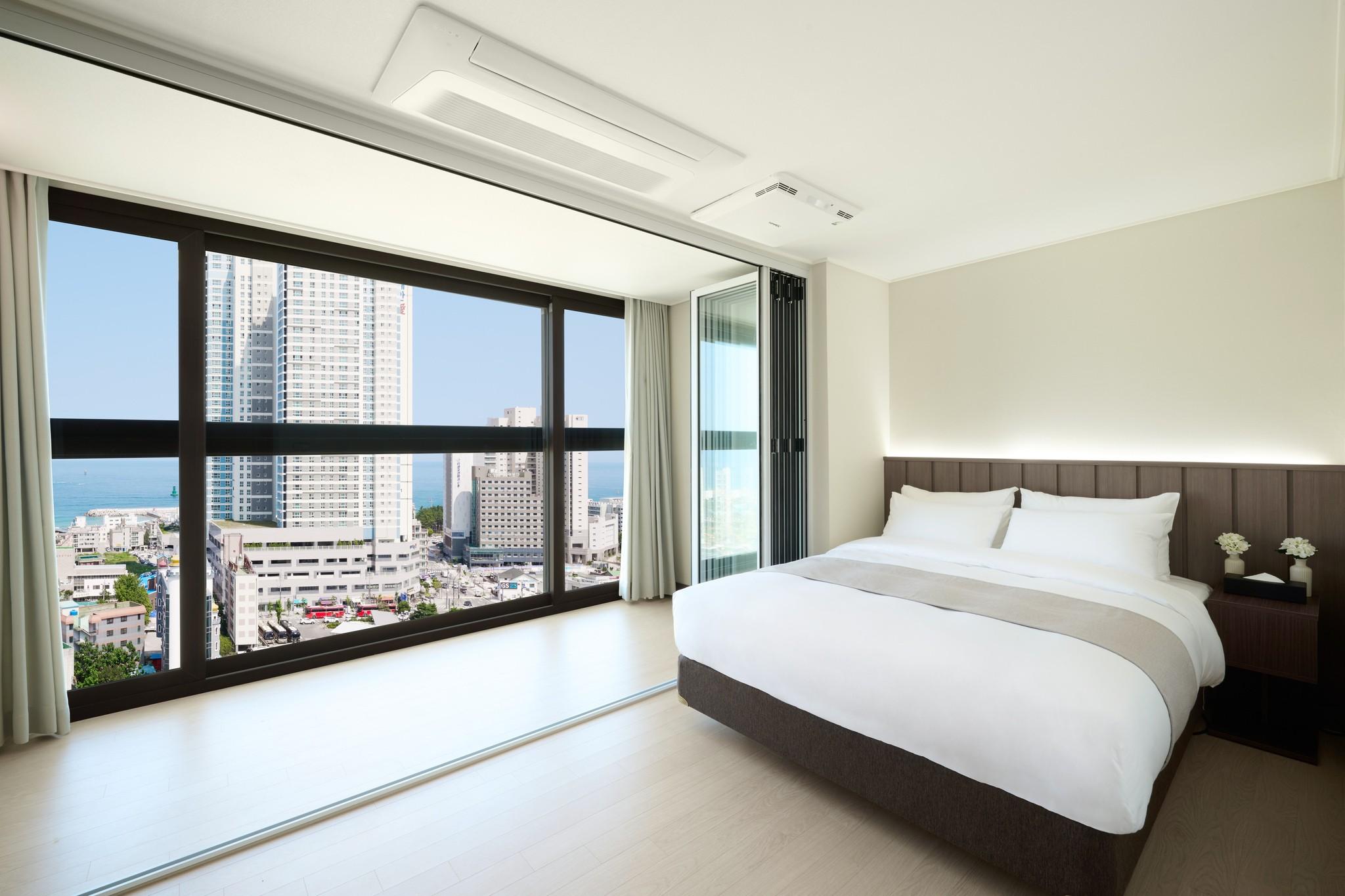 더 호텔 속초 바이 베스트 웨스턴 시그니처 컬렉션 (The Hotel Sokcho by Best Western Signature Collection)