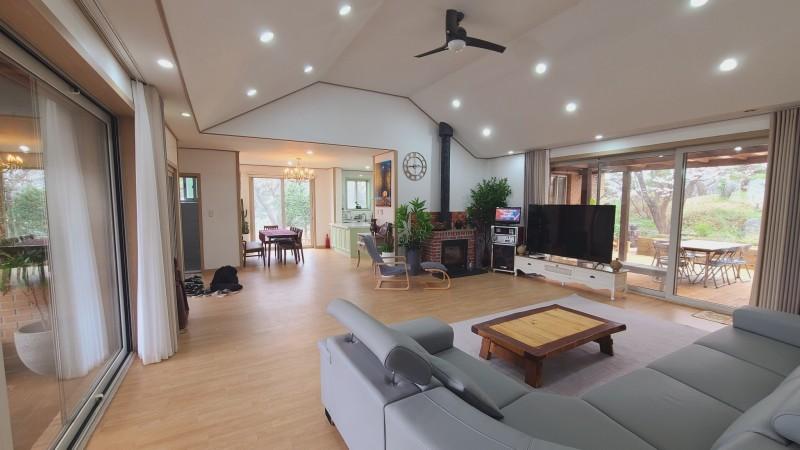 음성 작은숲펜션 (Eumseong Small Forest Pension)