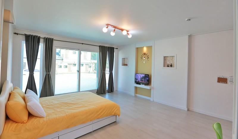 고성 달비치펜션 (Goseong Dal Beach Pension)