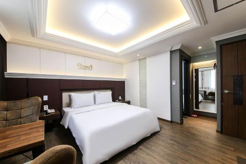 스테이 호텔 (ACC Stay Hotel)