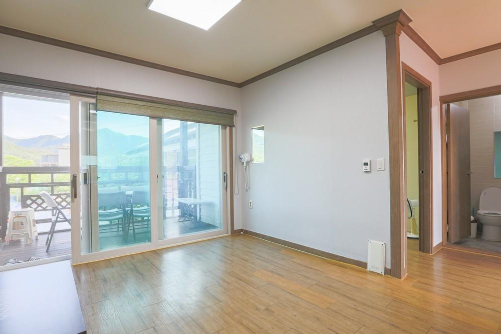 별빛펜션 (Starlight Pension)