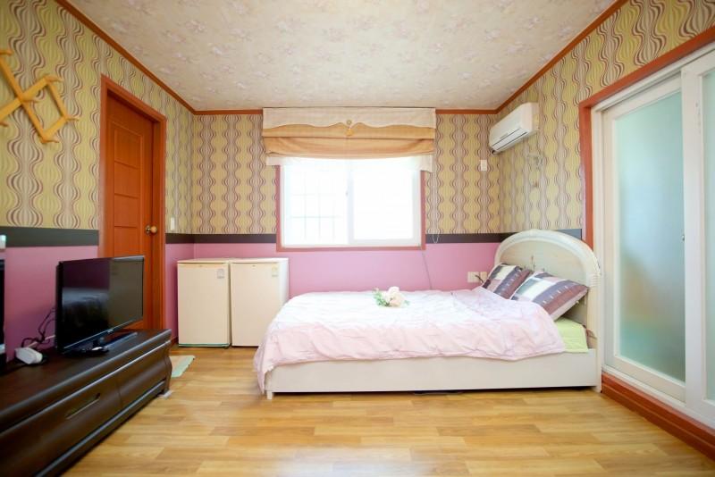 태안(안면도) 휴양림은하수펜션 (Taean Hyuyangnimeunhasu Pension)